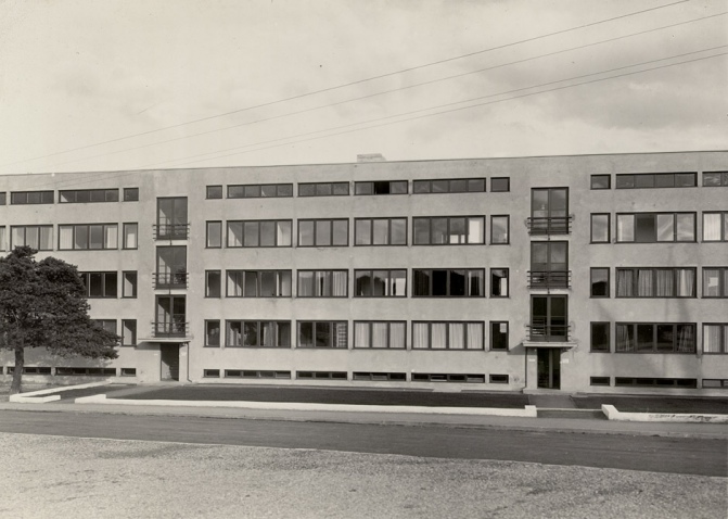 12 Weissenhofsiedlung Mies van der Rohe